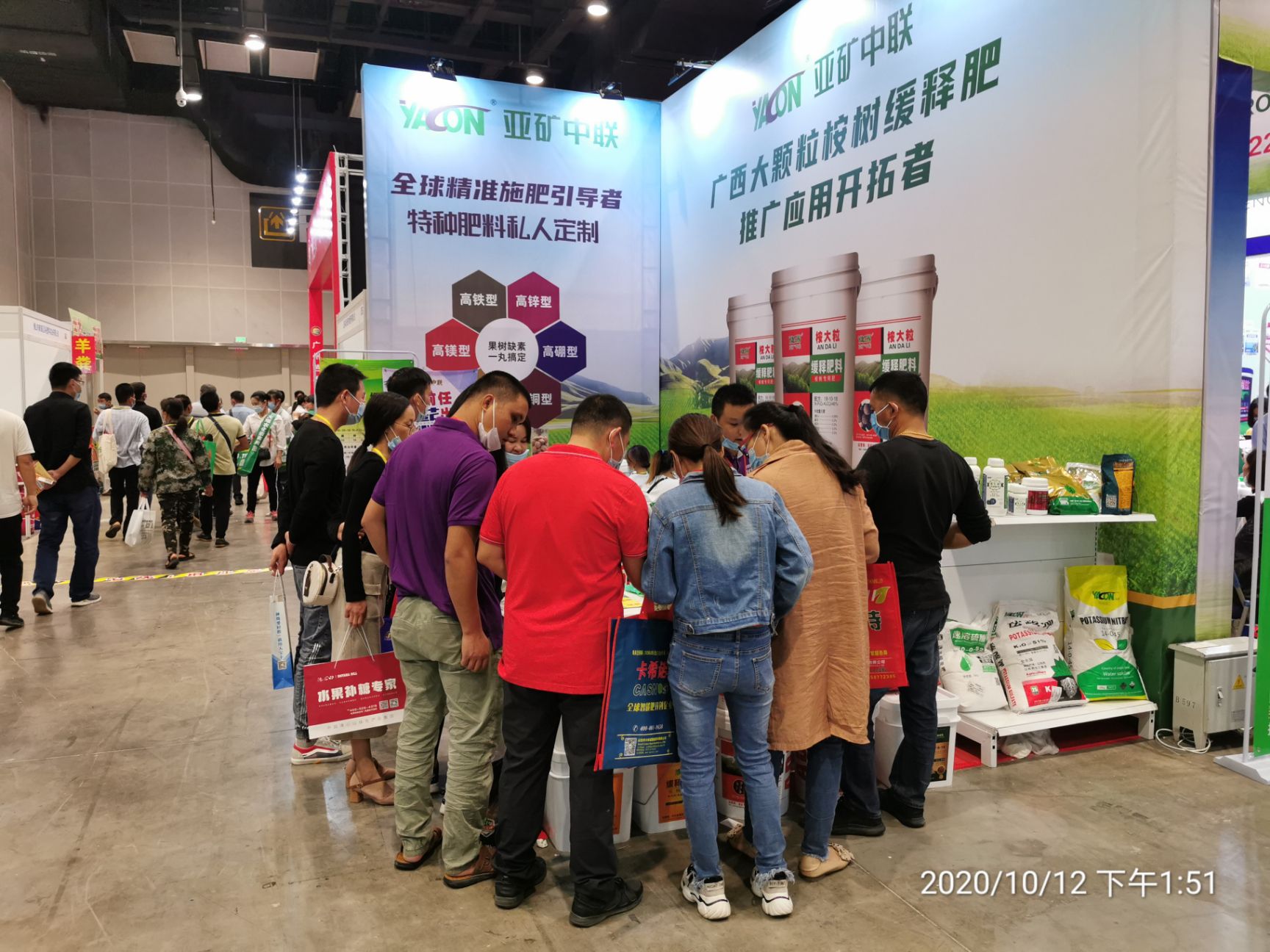 桉树专用复合肥大颗粒桉树肥桉大粒桉树肥果树八角肥油茶肥缓释肥