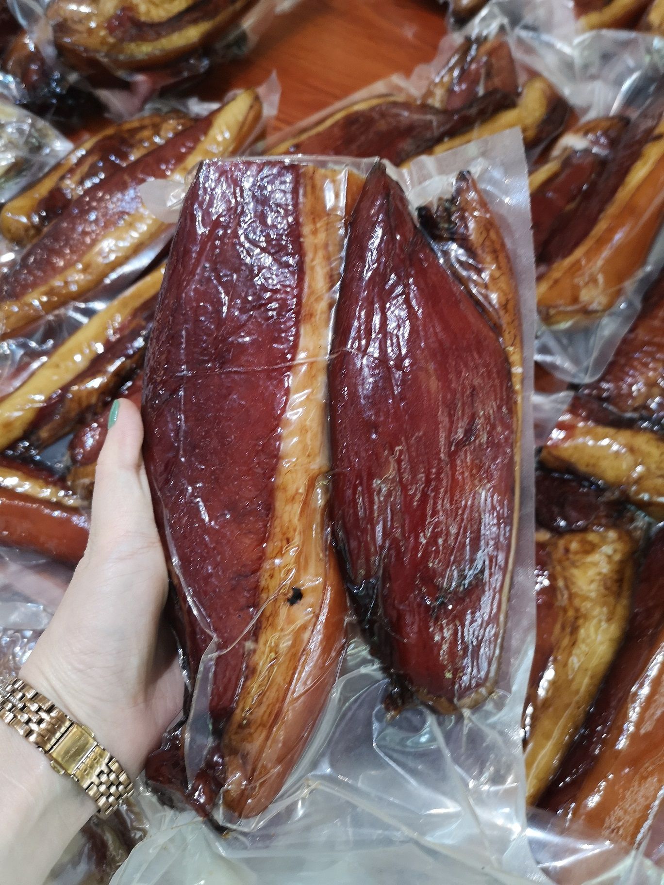 腌肉  烟熏肉
