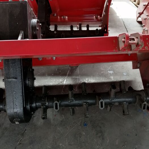 济宁农用四轮拖拉机后置大型旋耕机农用翻耕犁翻地机