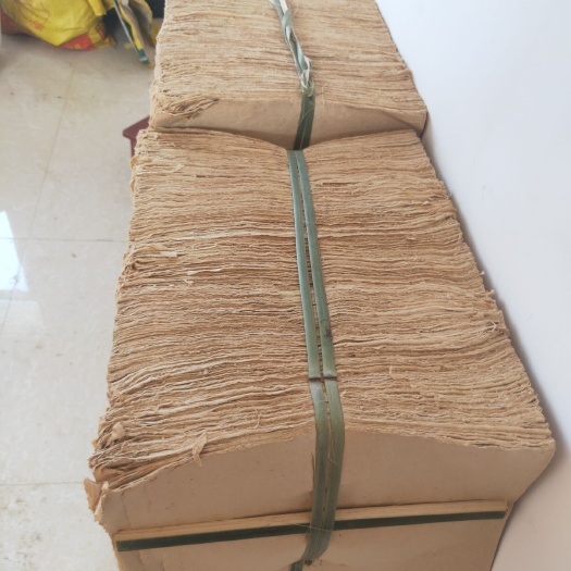 凌云县蜡纸 广西人工造纸，纯手工制作，从0到1，都是手工制作，阴间的真钱