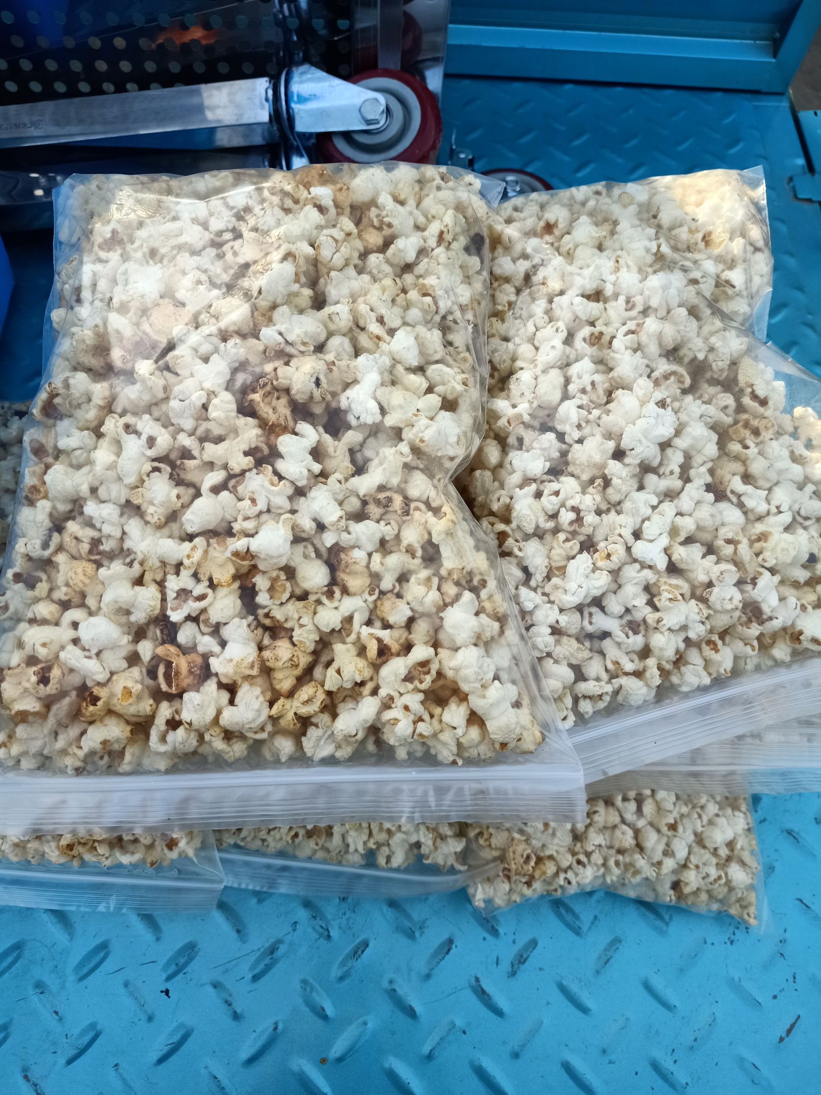  香甜可口的爆米花