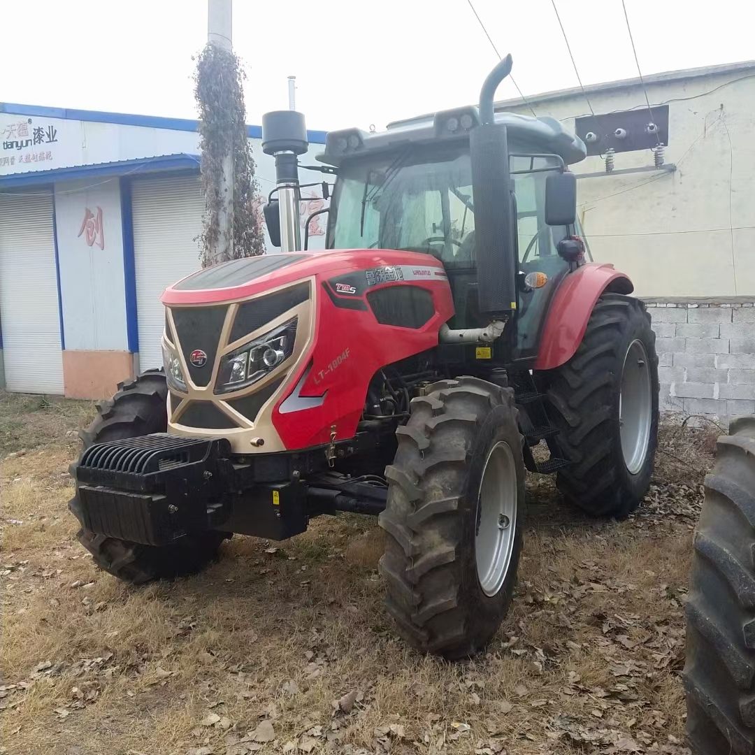 轮式拖拉机  各种型号拖拉机   厂家直销