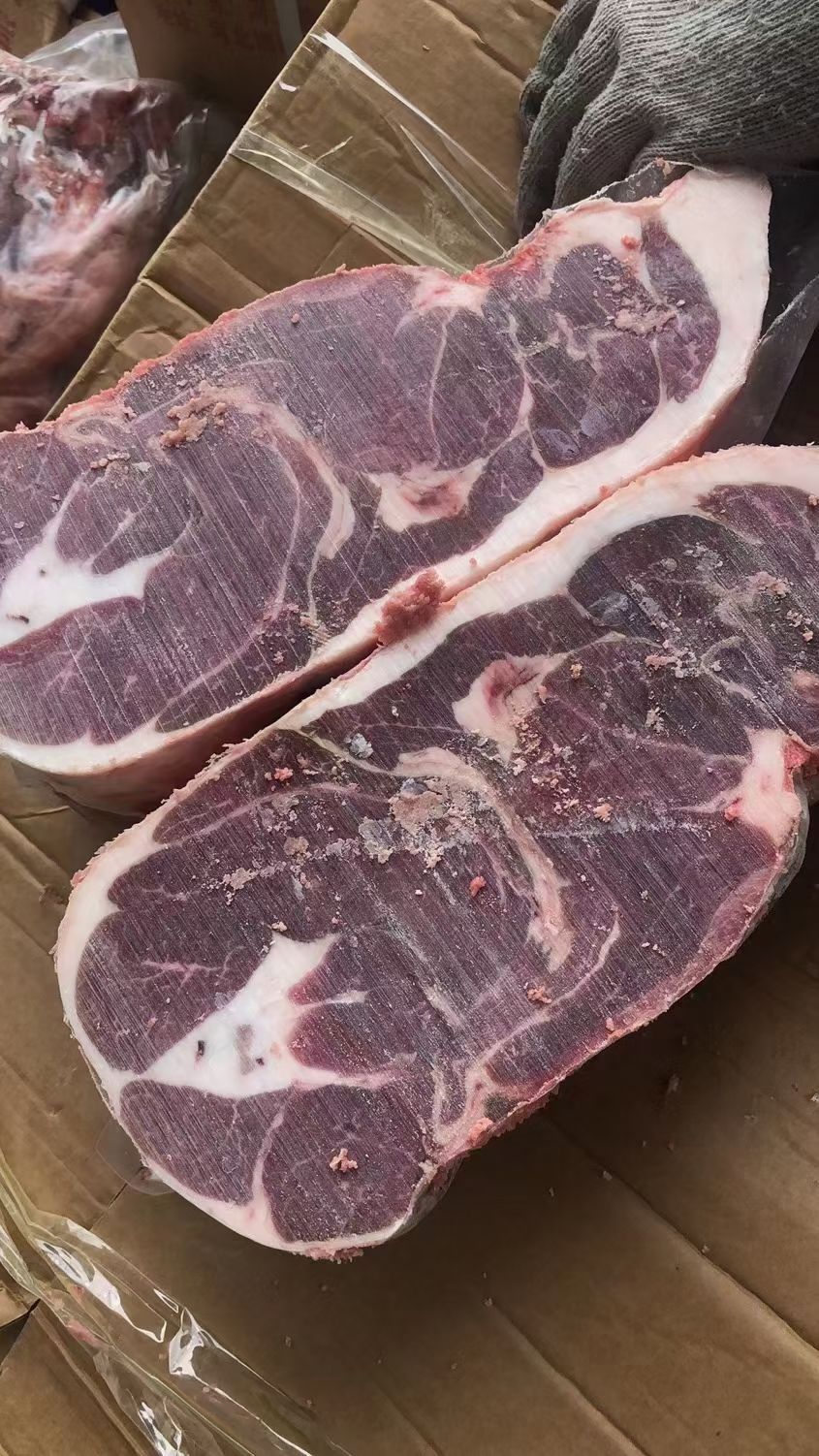 羊腿肉  澳洲草膘羔羊纯干后腿包，品质保证，烧烤做菜香味十足，没腥膻