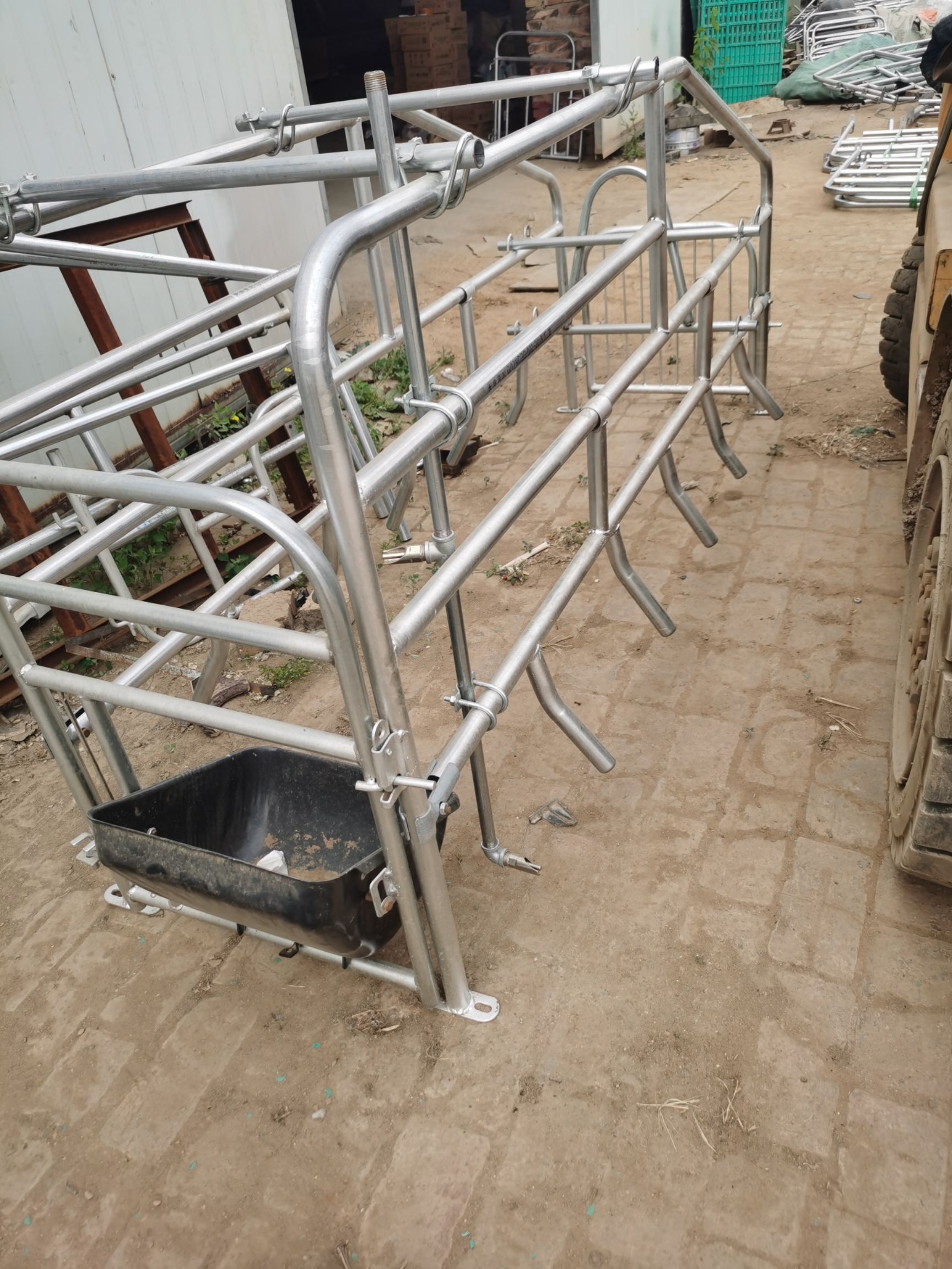 落地单体母猪产床