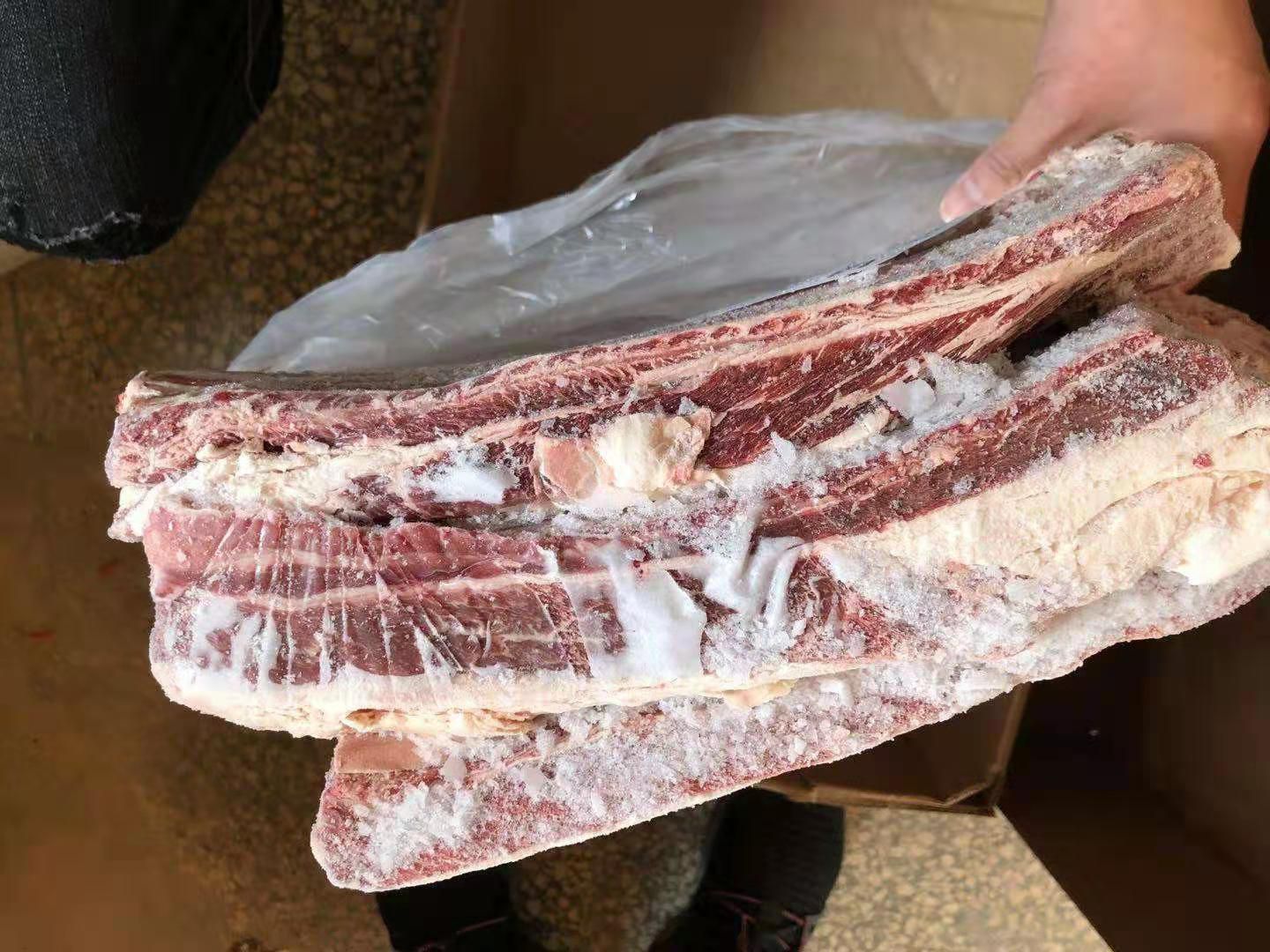 牛肋排 