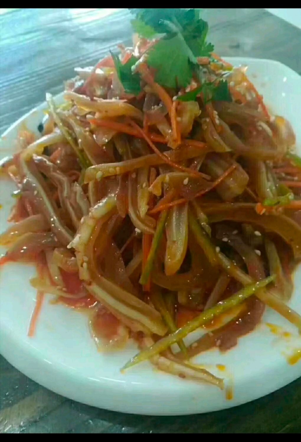  牛耳，牛耳片，牛耳丝。价格不高，全国发货，证件齐全，直供全国