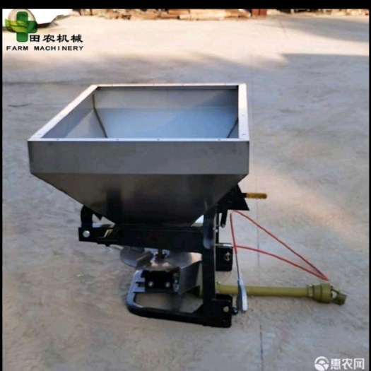 禹城市施肥器 单盘不锈钢撒肥机主要抛洒复合肥，尿素，磷肥，氨肥等肥