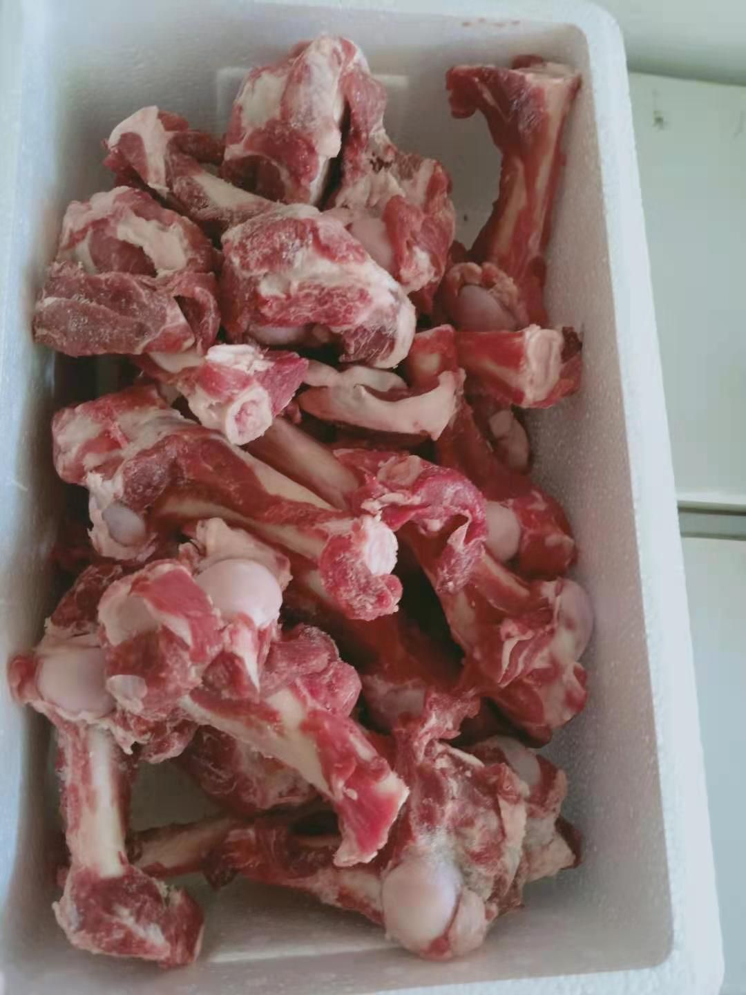 羊骨  羊棒骨 满肉的后腿骨