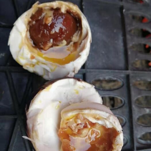 安新县河北雄安新区   正宗烤鸭蛋，主营:烤鸭蛋，咸鸭蛋，松花蛋等