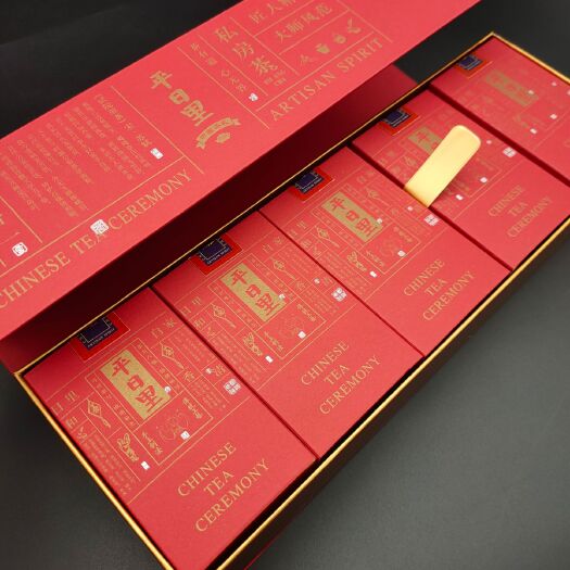 南靖县大师装级大红袍，严选头春茶青，曾家老厂匠心制茶