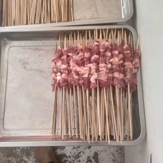 天津新鲜的羊肉串！一斤20串的！