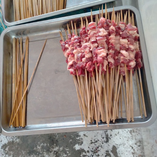天津羊肉串2元一个