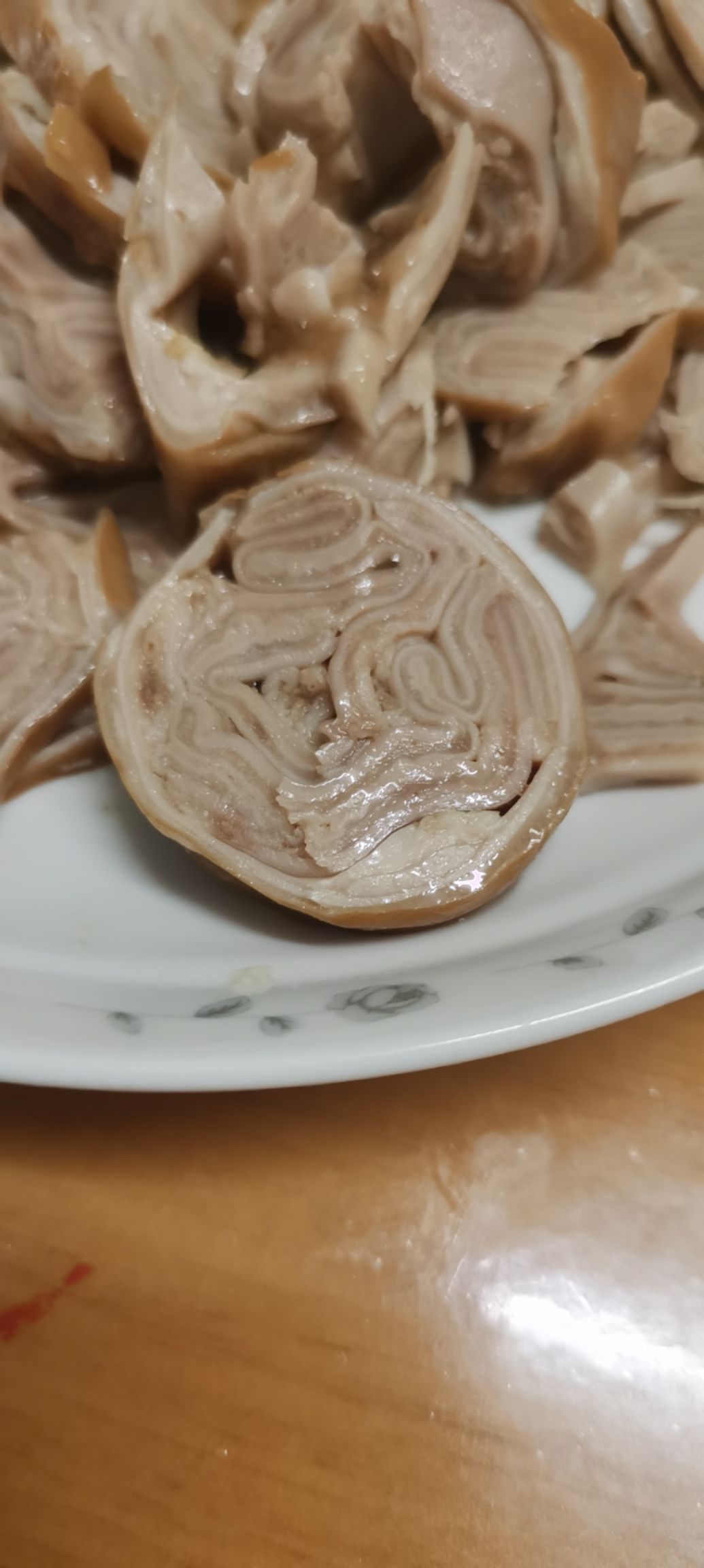  东阿阿胶黑驴王子驴肉驴板肠200克