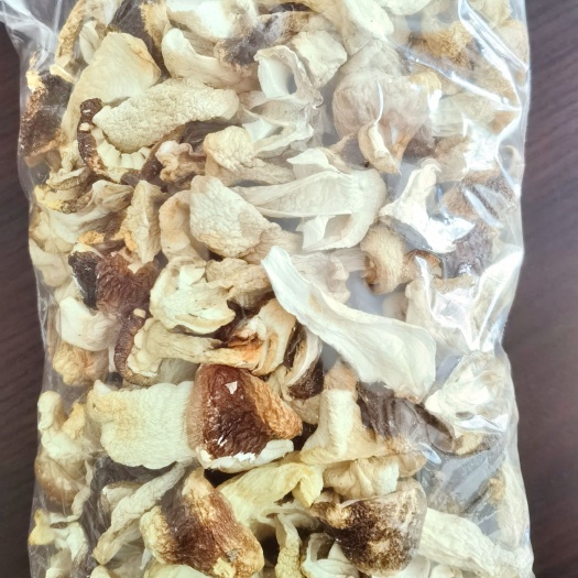 习水县赤松茸  产品在贵州高原林下种植，品质品像较好，口感味道及佳。