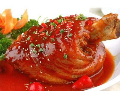 卤猪肘，全熟直接食用肘子