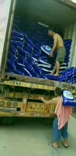  长期大量供应国内国外优质碎米白米无黄无味色泽一致价格优惠！