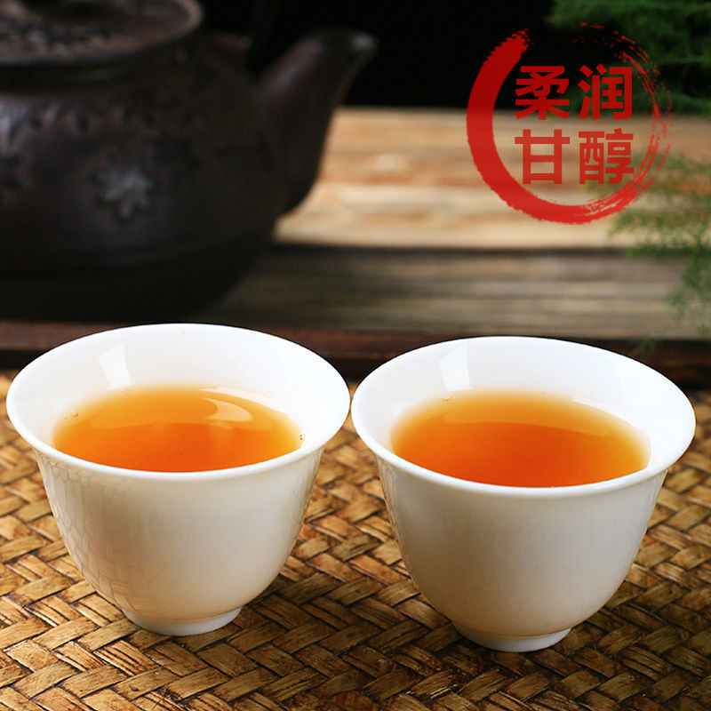 云南白茶普洱茶老生茶2015年春茶景邁山蜜香老白茶月光白茶葉