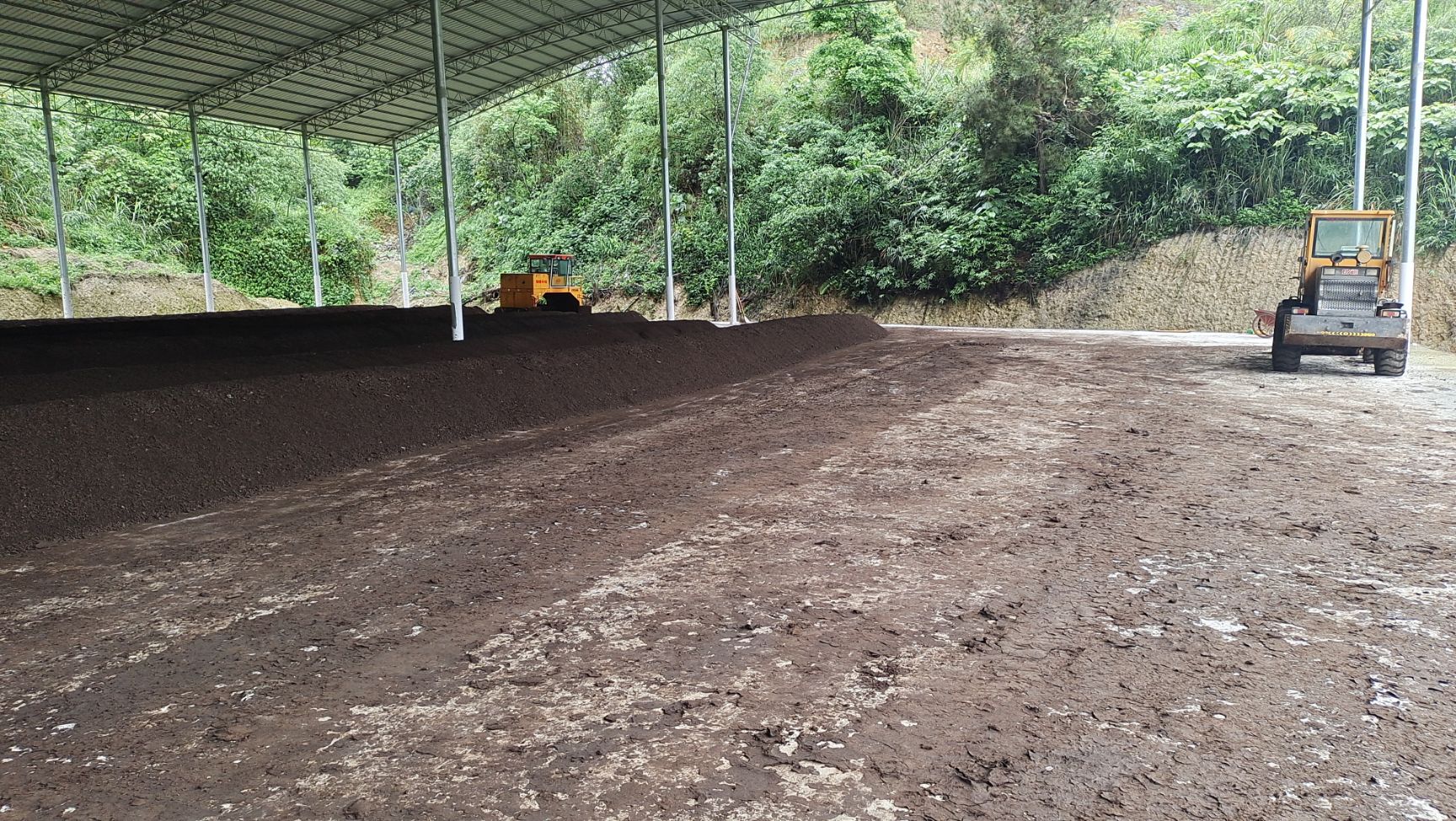  纯牛粪发酵有机肥 ，场地一手货源，量大从优