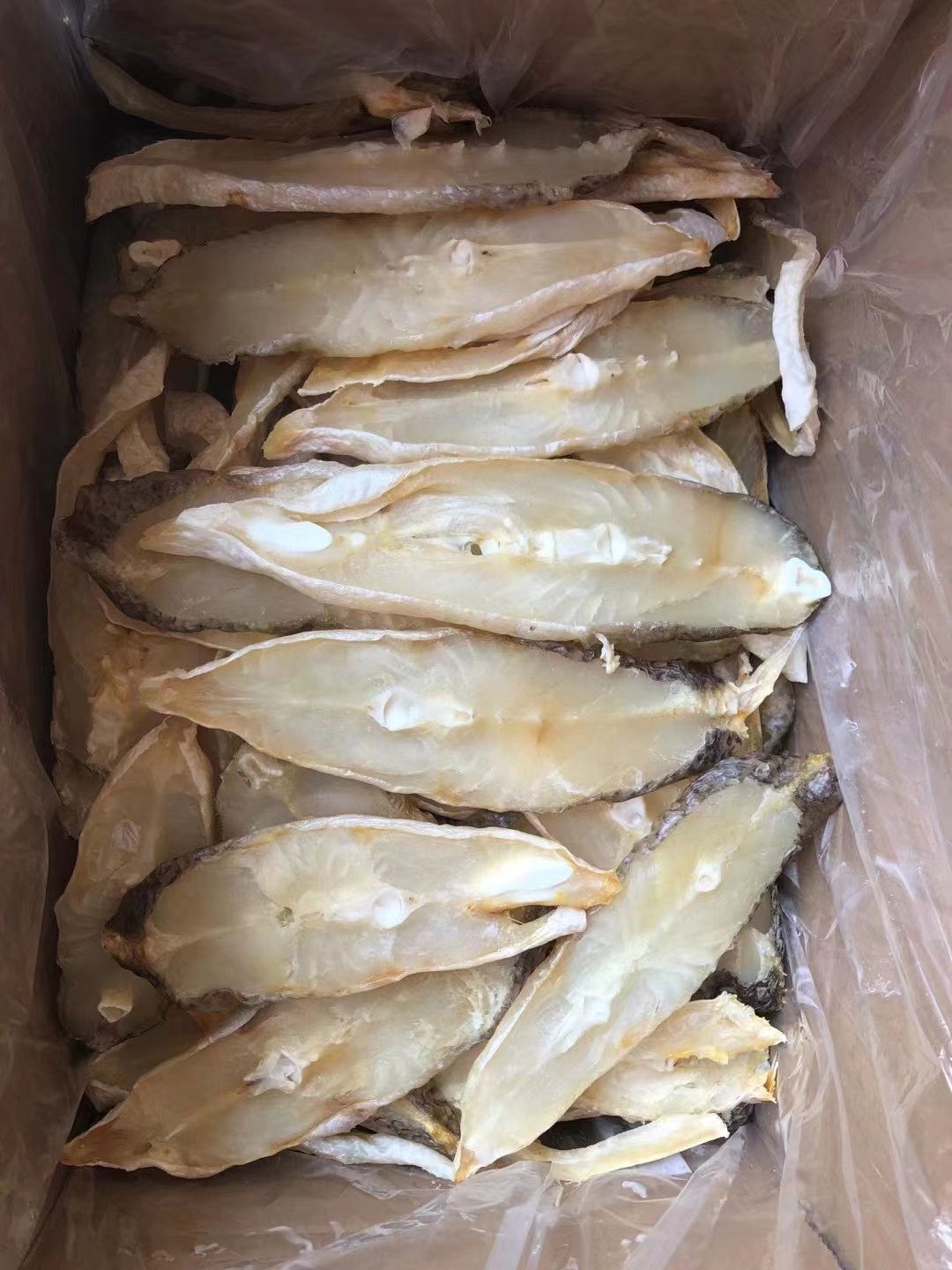 湛江特产，日晒马友鱼干，微咸，1箱25斤