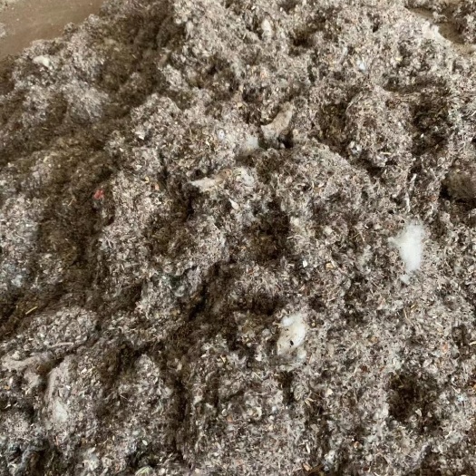 博乐市新疆博尔塔拉棉渣废棉，牛羊饲料原料，棉秆棉叶棉头