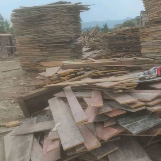 贵阳回收建筑工地不才  大量回收建筑工地木板木方，废柴火拆除厂房，拆除活动板，
