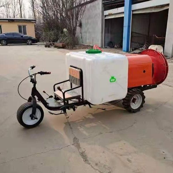 三轮自走式果园打药机