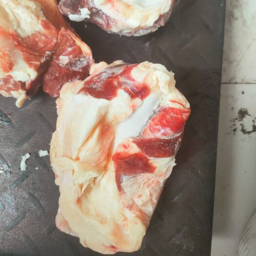 河间市牛蹄筋  窝骨   牛窝骨  1.3斤左右一个