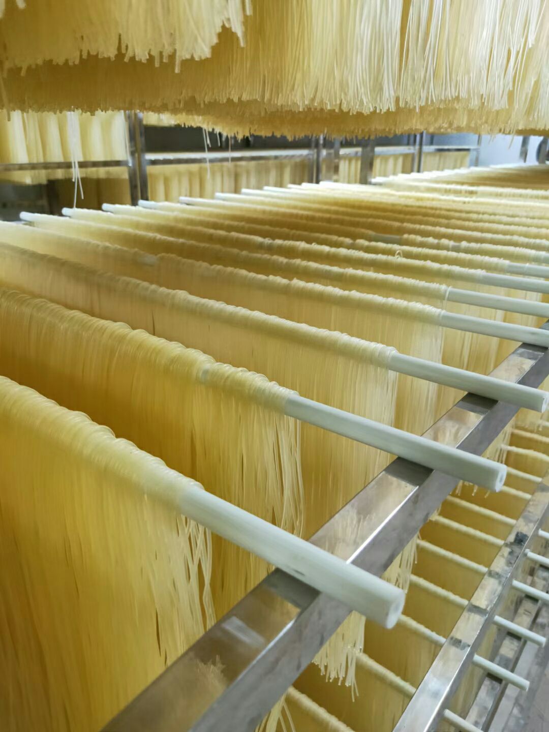 水晶粉丝，花甲粉，火锅粉，麻辣烫粉丝，厂家直销，量大丛优