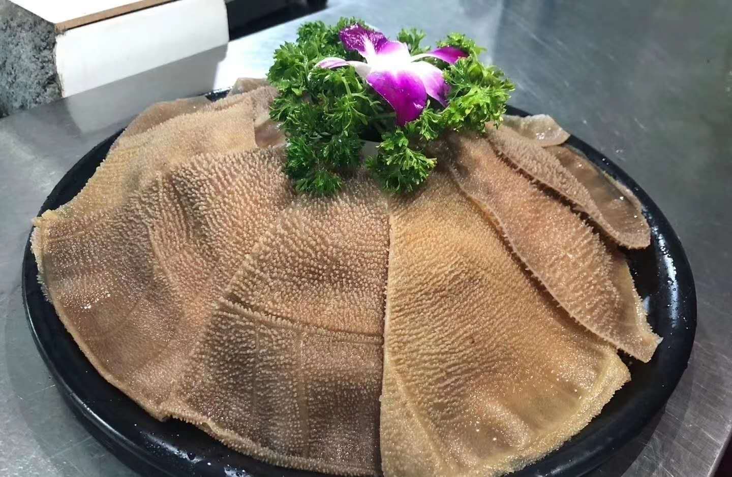 毛肚叶片小包装，口感脆嫩化渣，适合商场超市零售。