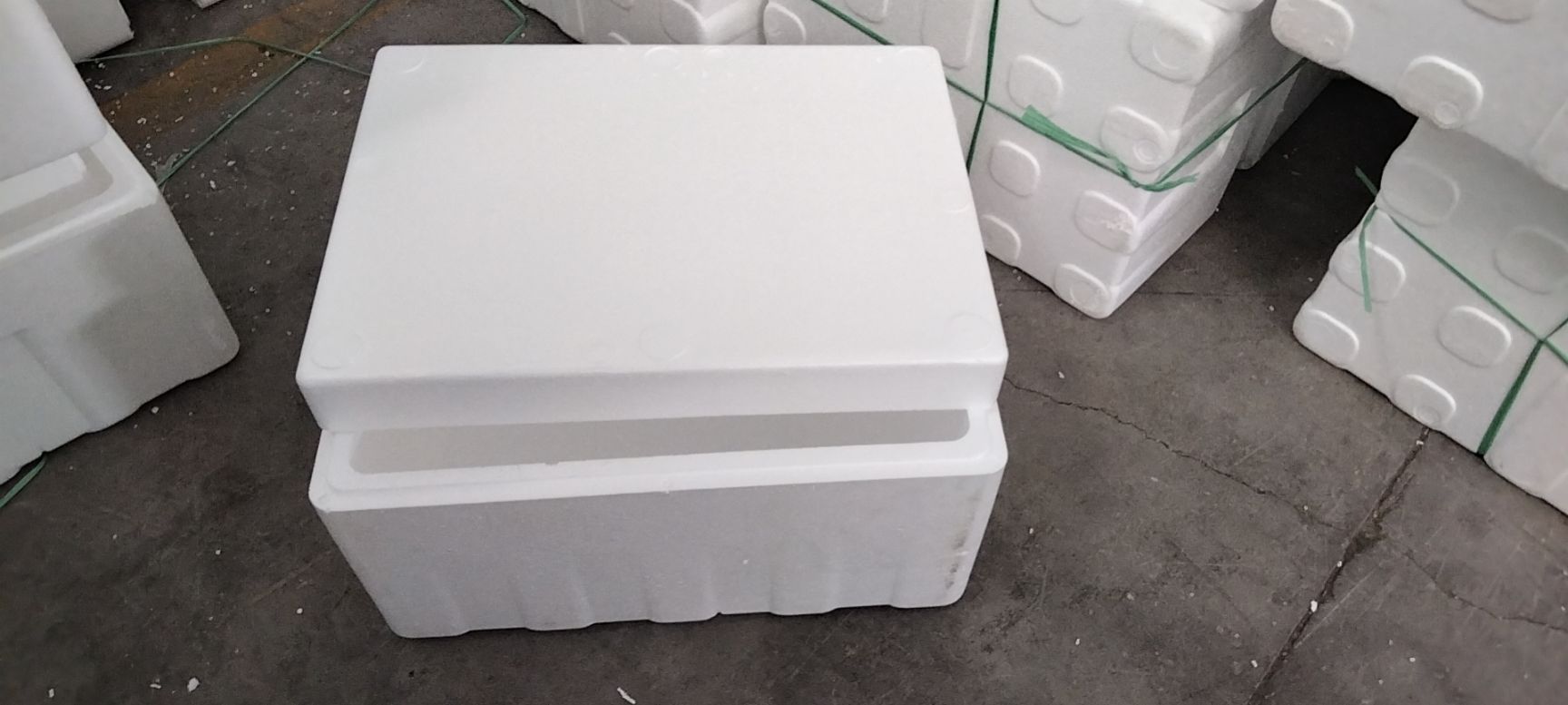 蔬菜泡沫箱   厂家直接发货  蔬菜箱大量现货  蔬菜保温箱