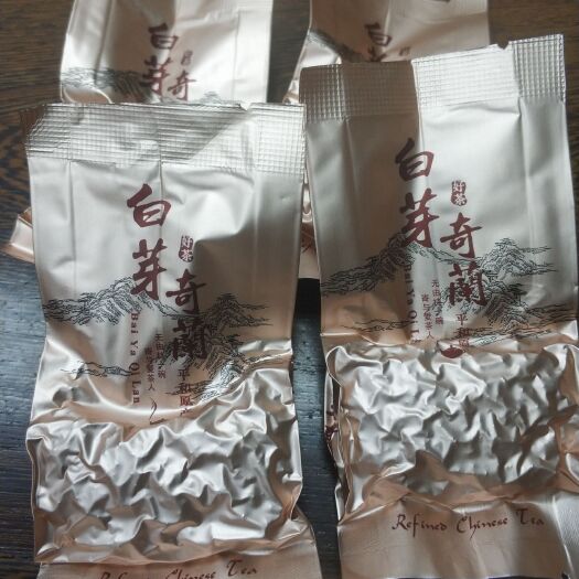 漳州铁观音 福建漳州白芽奇兰，茶虽不语，却用它独特的芬芳，