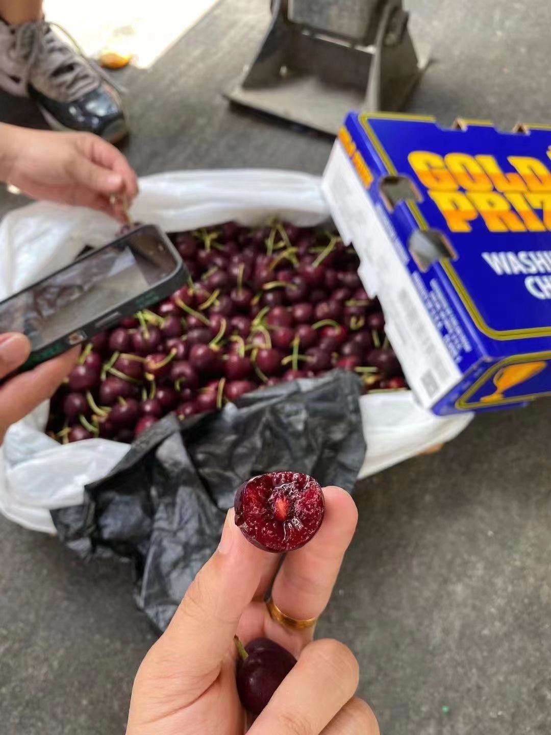 拉宾斯樱桃  美国车厘子，有需要的可以联系我，货好质量保证