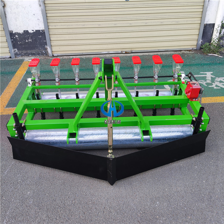 四轮带蔬菜药材谷子播种机施肥滴灌播种机萝卜白菜起垄播种机