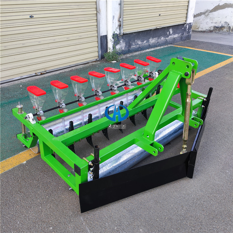 四轮带蔬菜药材谷子播种机施肥滴灌播种机萝卜白菜起垄播种机