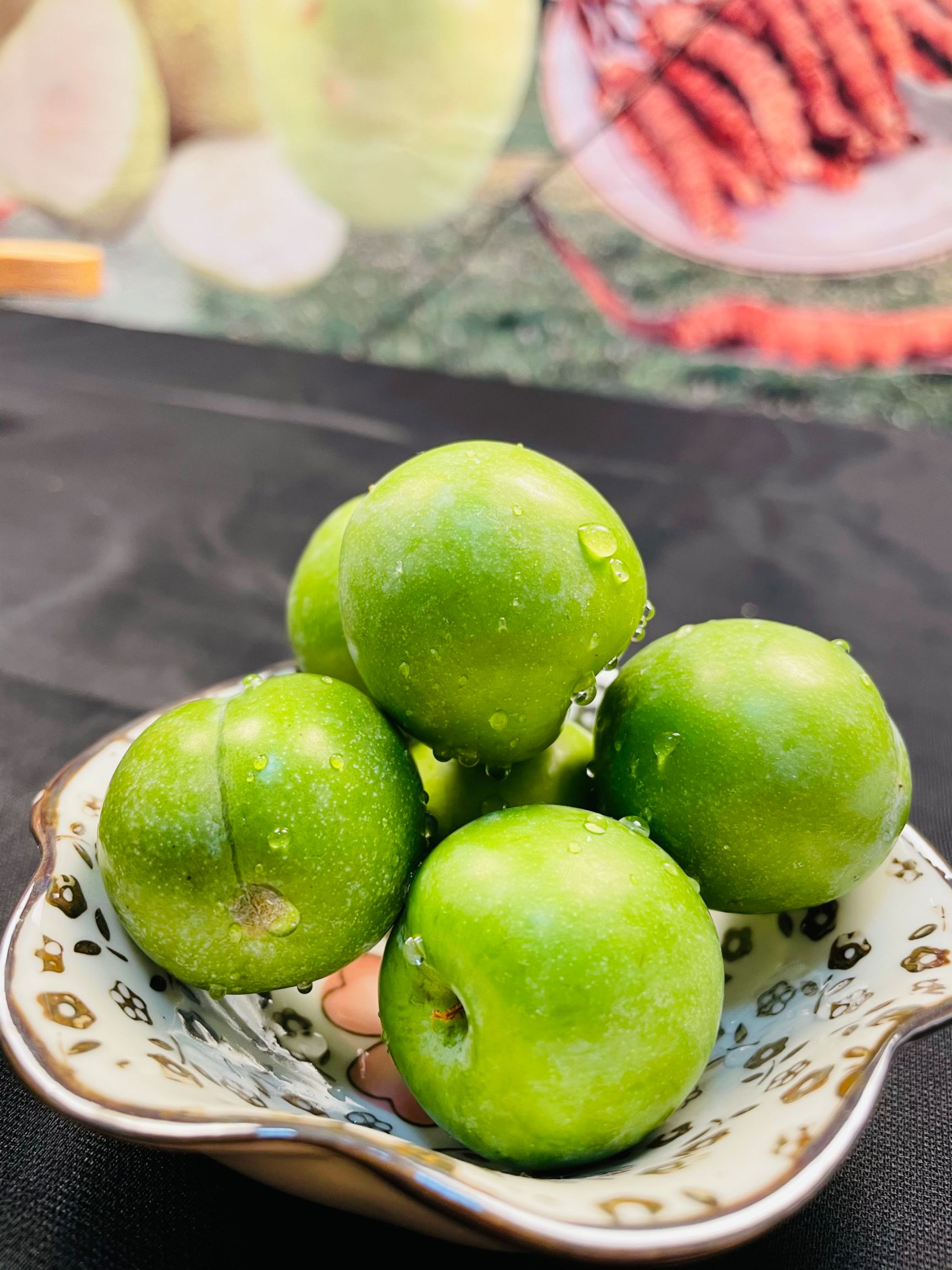 脱骨李 青红脆李，阿坝州茂县货，供应量在50万斤左右诚邀各地老板合作