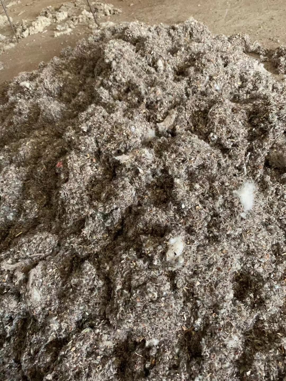 新疆昌吉棉渣废棉，牛羊饲料原料，棉秆棉叶棉头