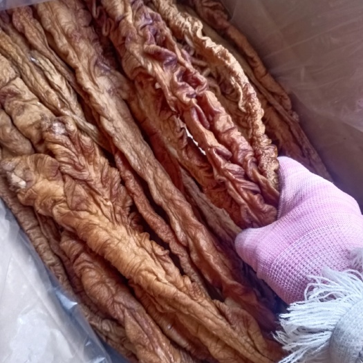 祁东县猪大肠  烟熏腊大肠，厂家直发。量大价优。