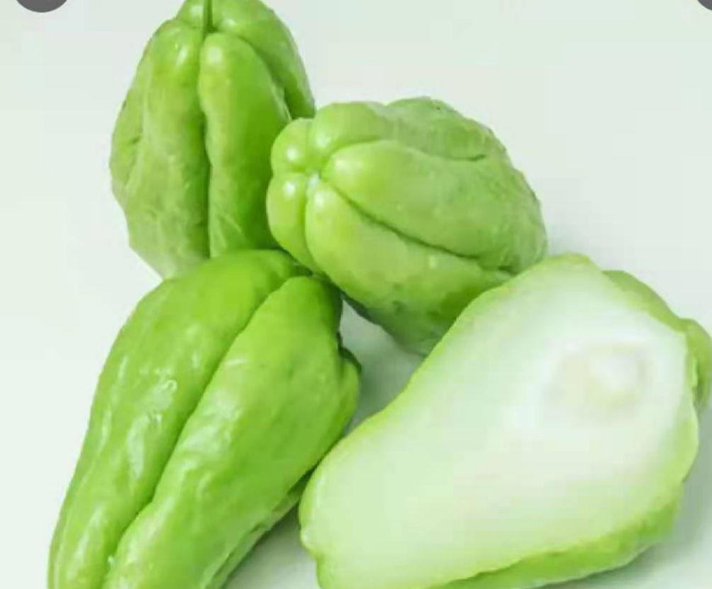 年迈的父母亲自种的佛手瓜，看上的老板联系