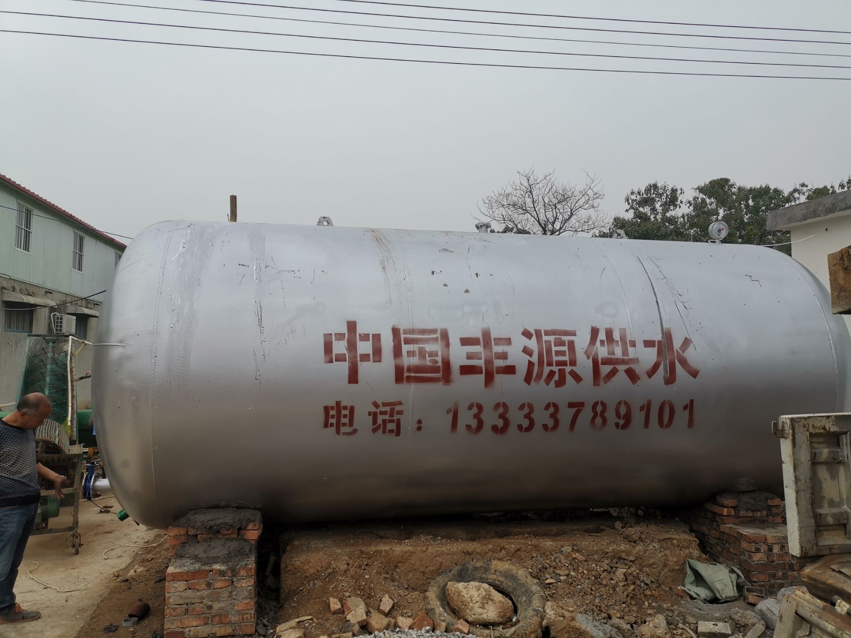  不锈钢组合式水箱安装调试