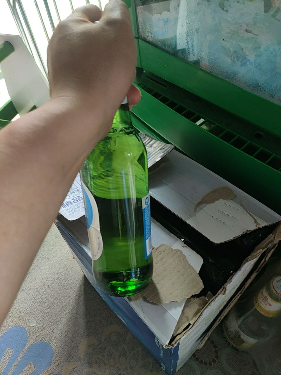 包装瓶 售卖空啤酒瓶，33元一包110个，单瓶合O.3元一个。