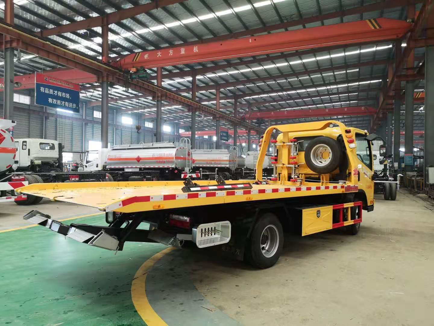 东风多利卡清障车救援车厂家直销轿运车蓝牌清障车