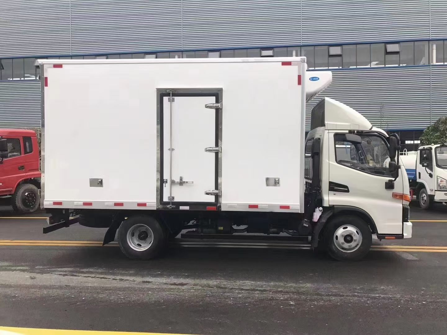 冷链车  4米2冷藏车厂家直销江淮冷藏车价格优惠冷藏车