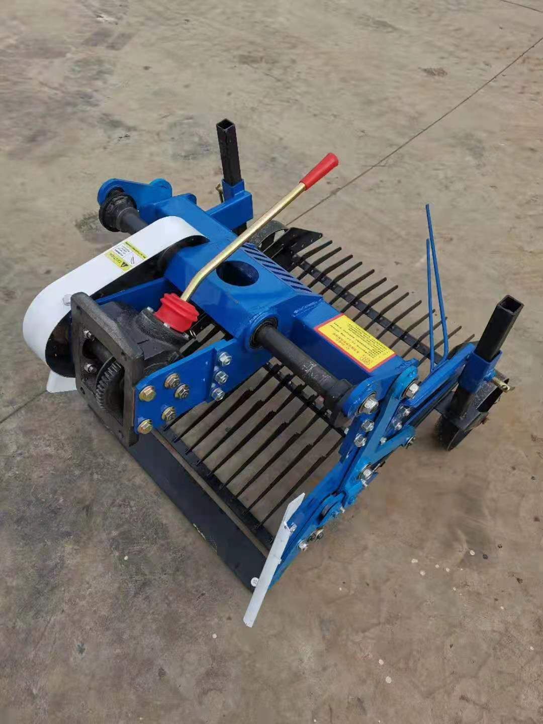 收获机 土豆收货机