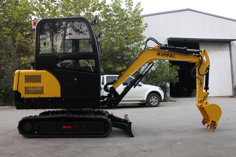  小型挖掘机微挖果园大棚绿化景观工程挖沟埋管排水施肥打破碎松土