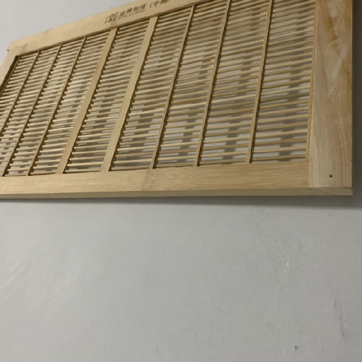 长葛市益精隔王板中蜂竹制立式蜂王防盗器蜂箱隔王栅蜜蜂隔王片