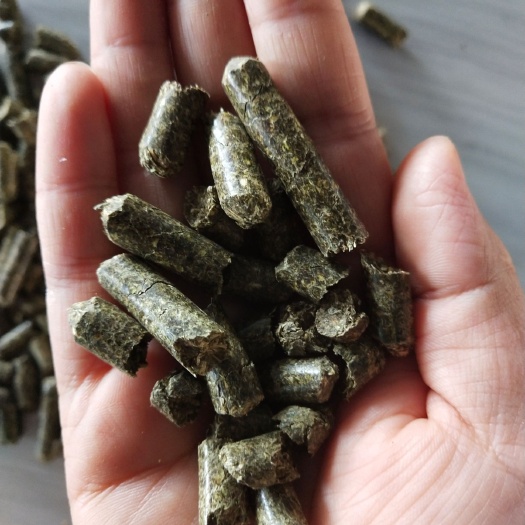 固原苜蓿草饲料  苜蓿草颗粒