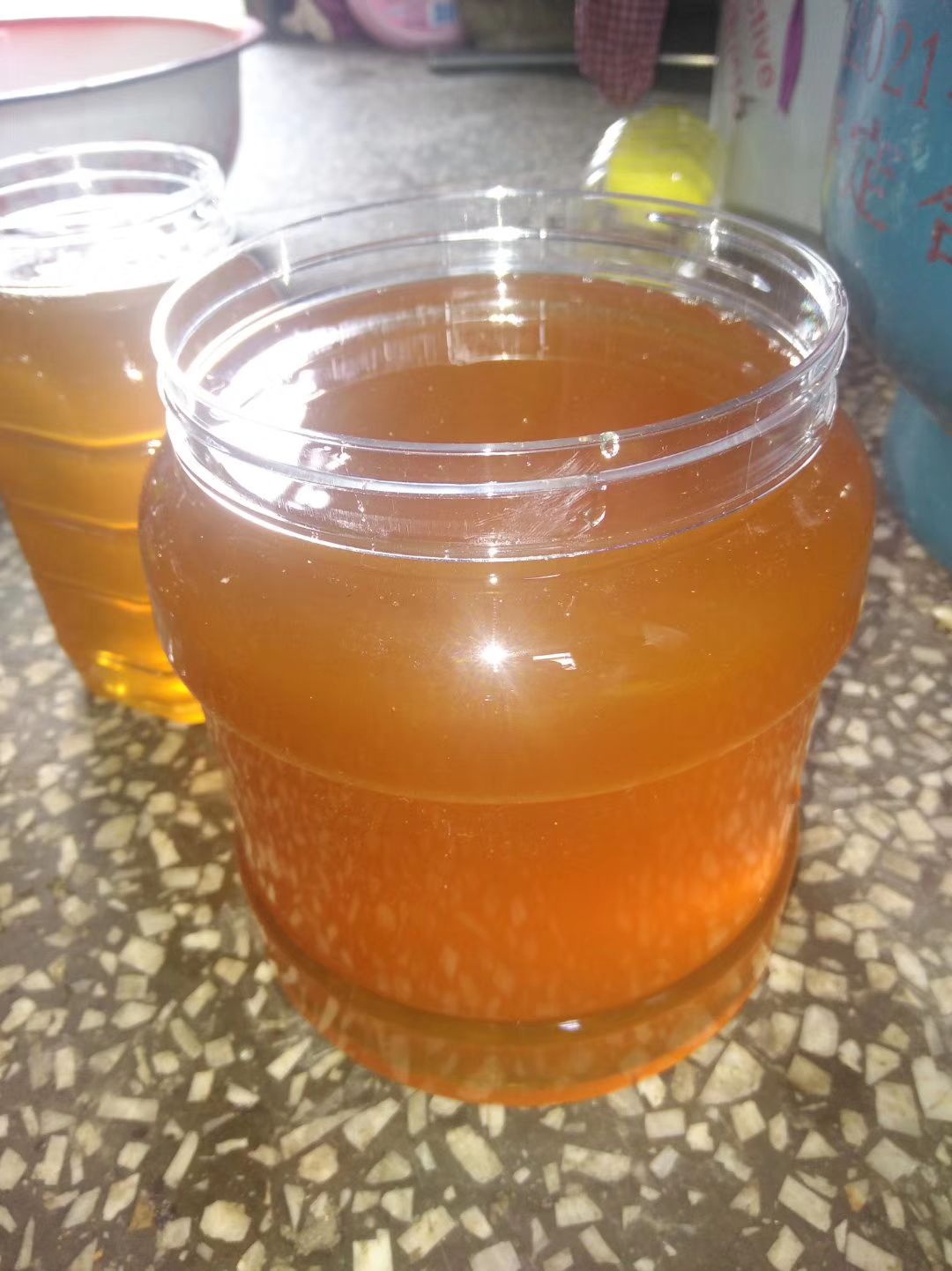 百花蜜    蜂农直销，农户家的土蜂蜜，哀牢山里散养的土蜂蜜