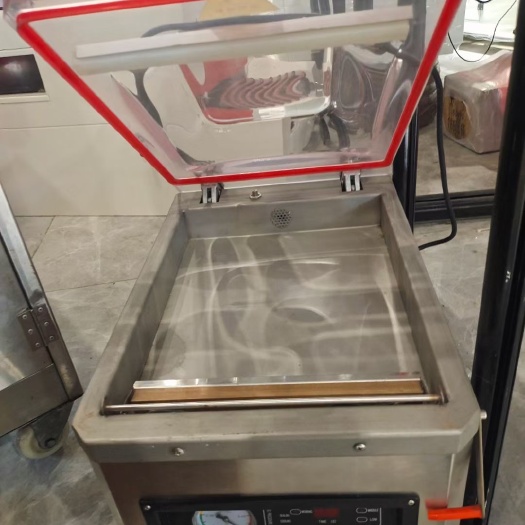 平陽縣屠宰及肉類加工設(shè)備  個類農(nóng)副產(chǎn)品包裝。真空包裝。收縮機(jī)。專業(yè)包裝