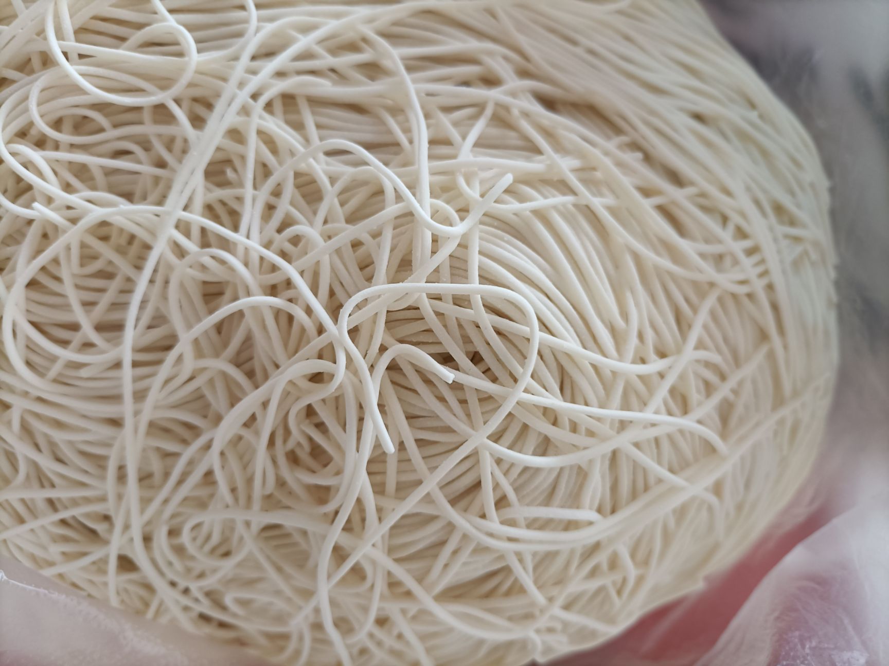 鸡蛋面 重庆高筋鲜面条 主要为饺子皮！抄手皮！鲜面条批发为主