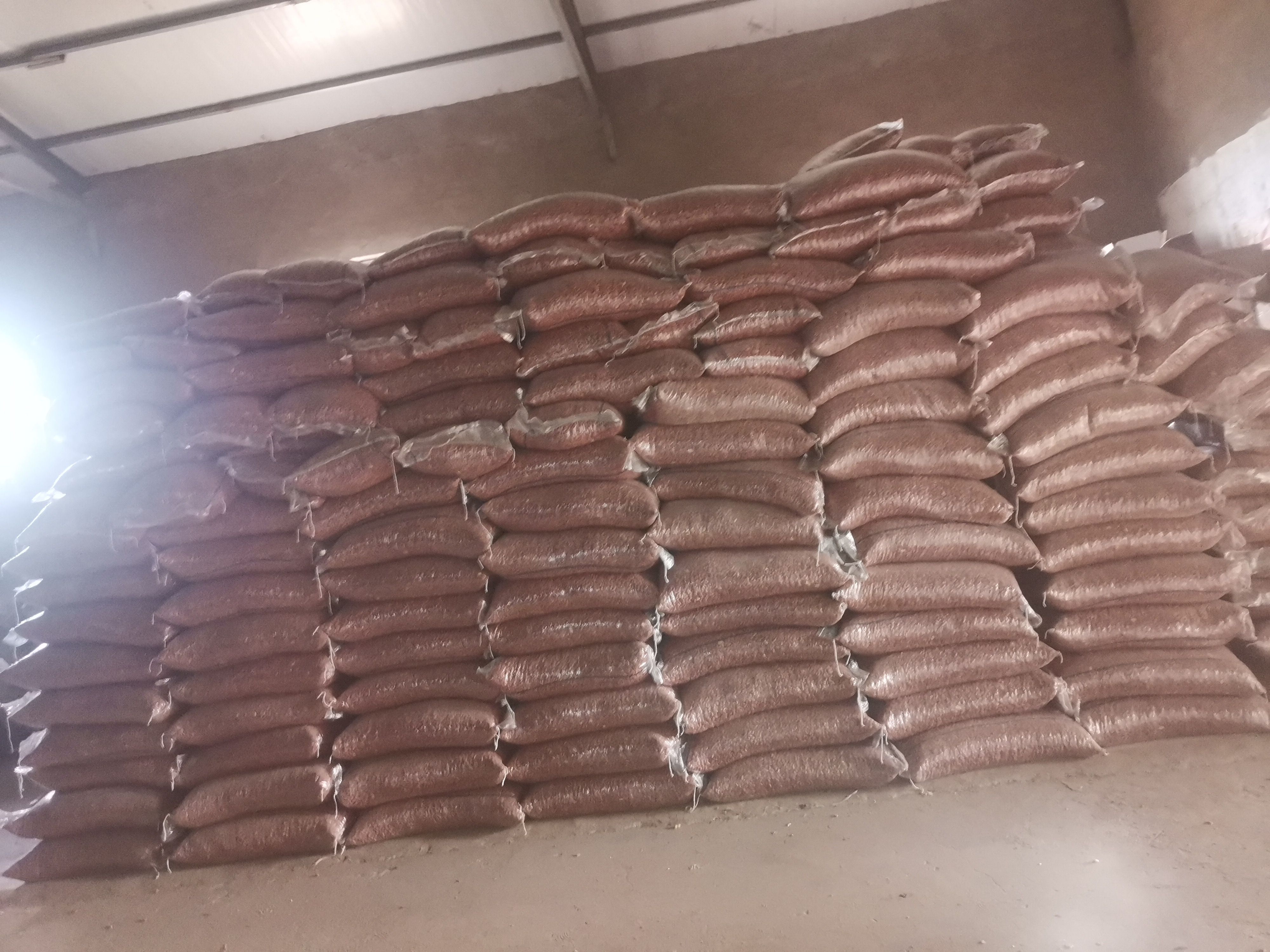 鲁花系列 鲁花花生米颜色好，无坏子